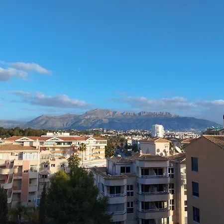 Edificio álamos Albir *